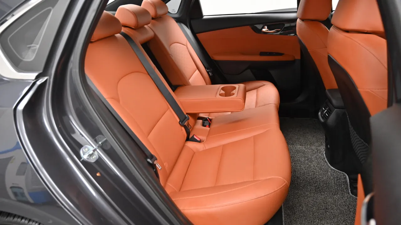 Kia K3 — miniaturë 12