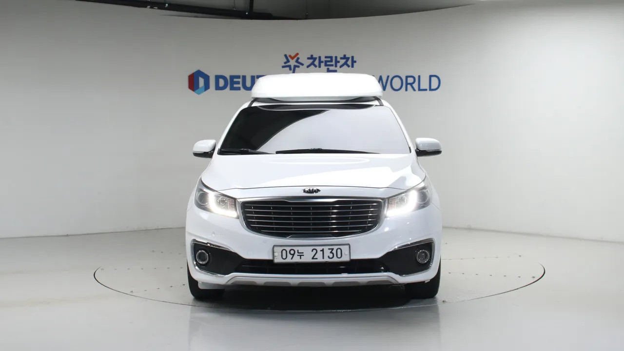 Kia Carnival — miniaturë 3