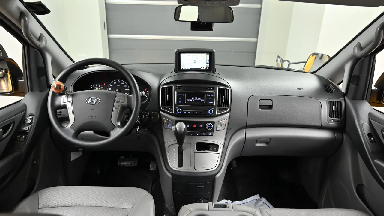 Hyundai Starex — miniaturë 7