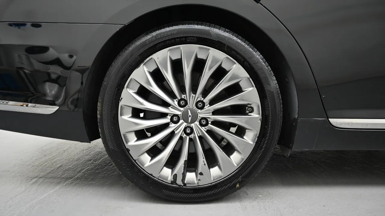 Genesis G90 — miniaturë 5
