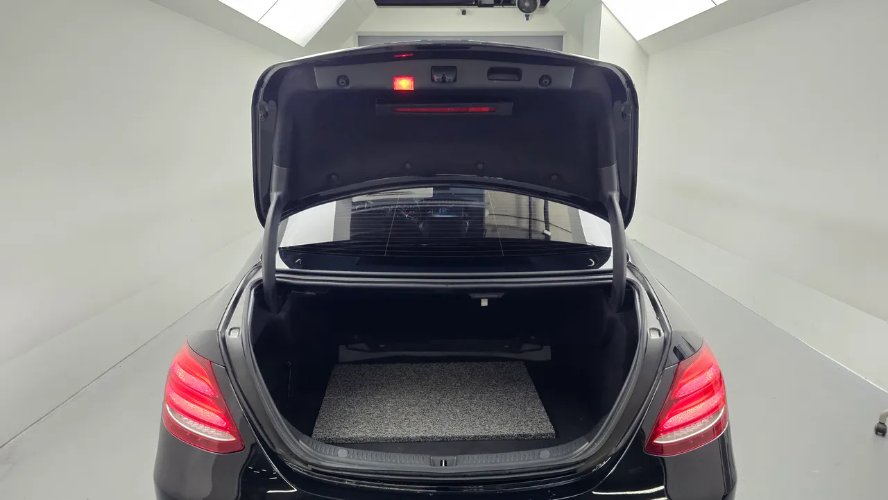 Mercedes-Benz E-klasse — miniaturë 20