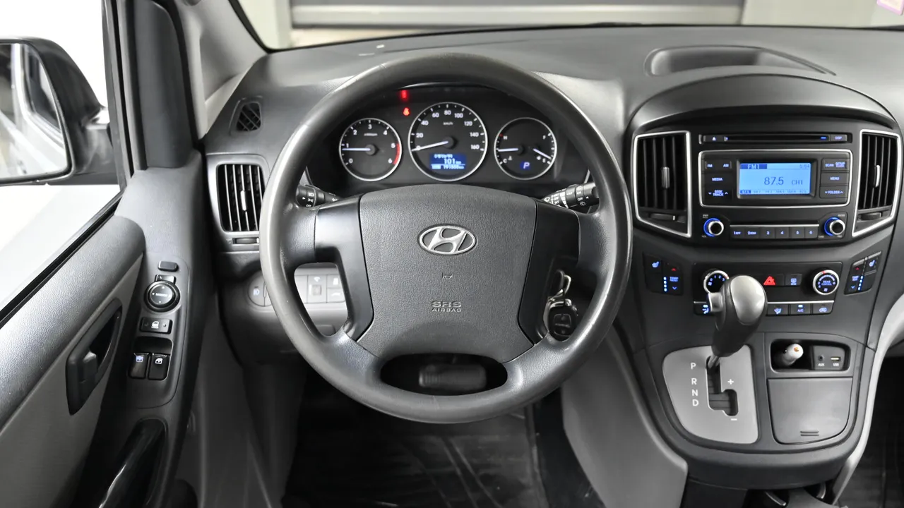 Hyundai Starex — miniaturë 13