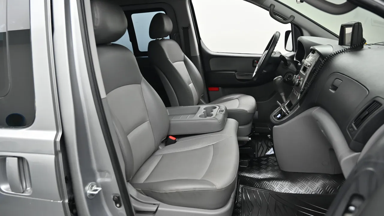 Hyundai Starex — miniaturë 10