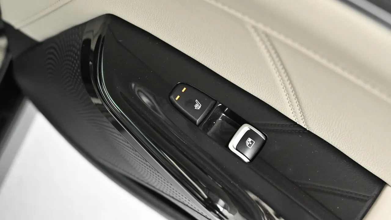 Kia K5 — miniaturë 16