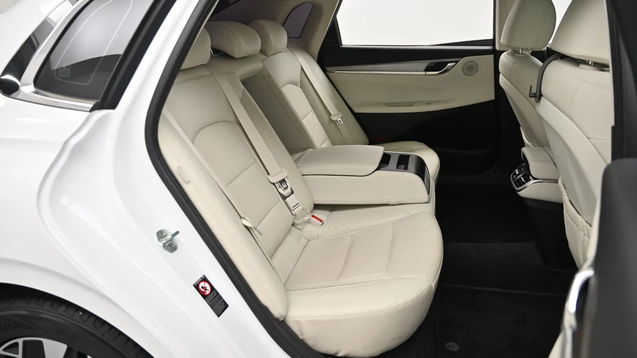 Hyundai Grandeur — miniaturë 12
