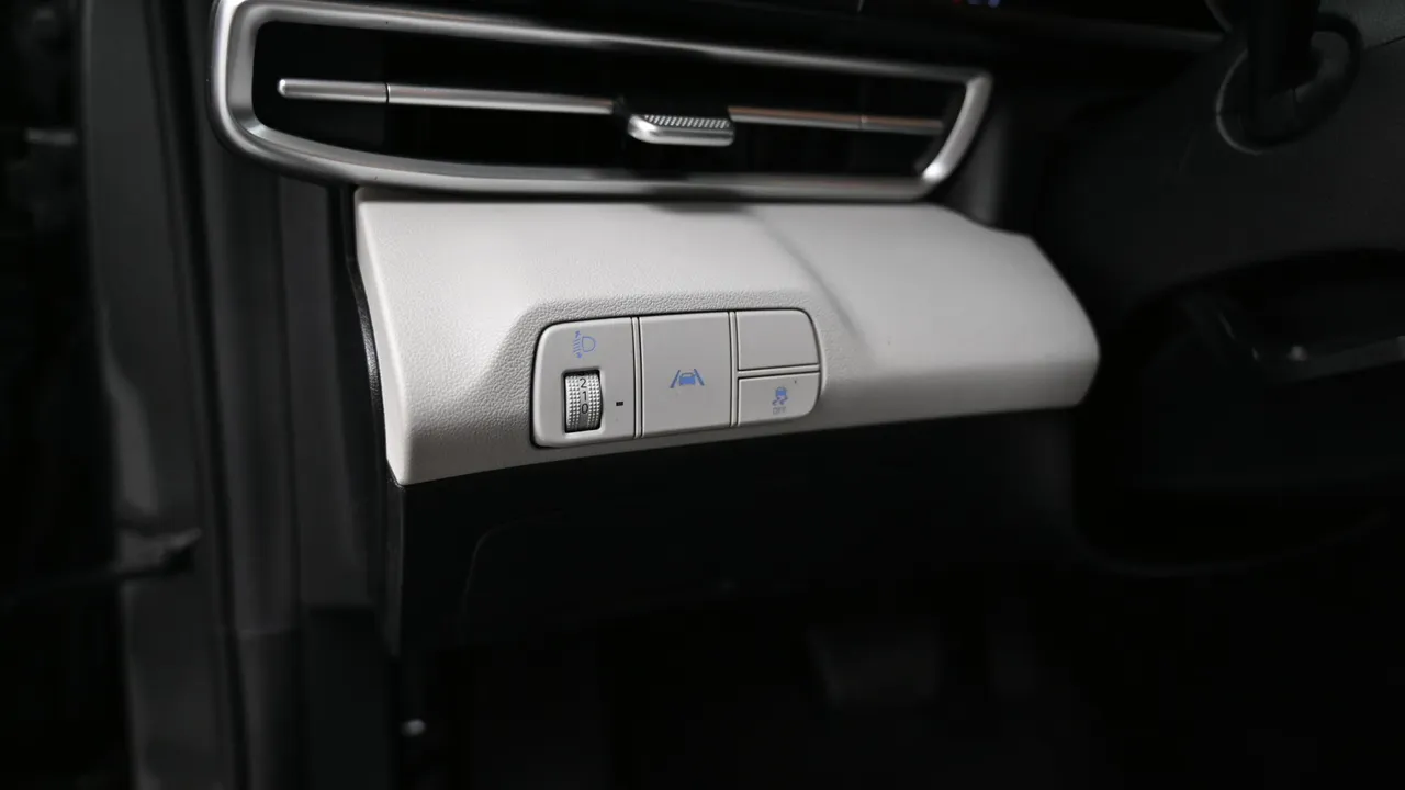Hyundai Avante — miniaturë 16
