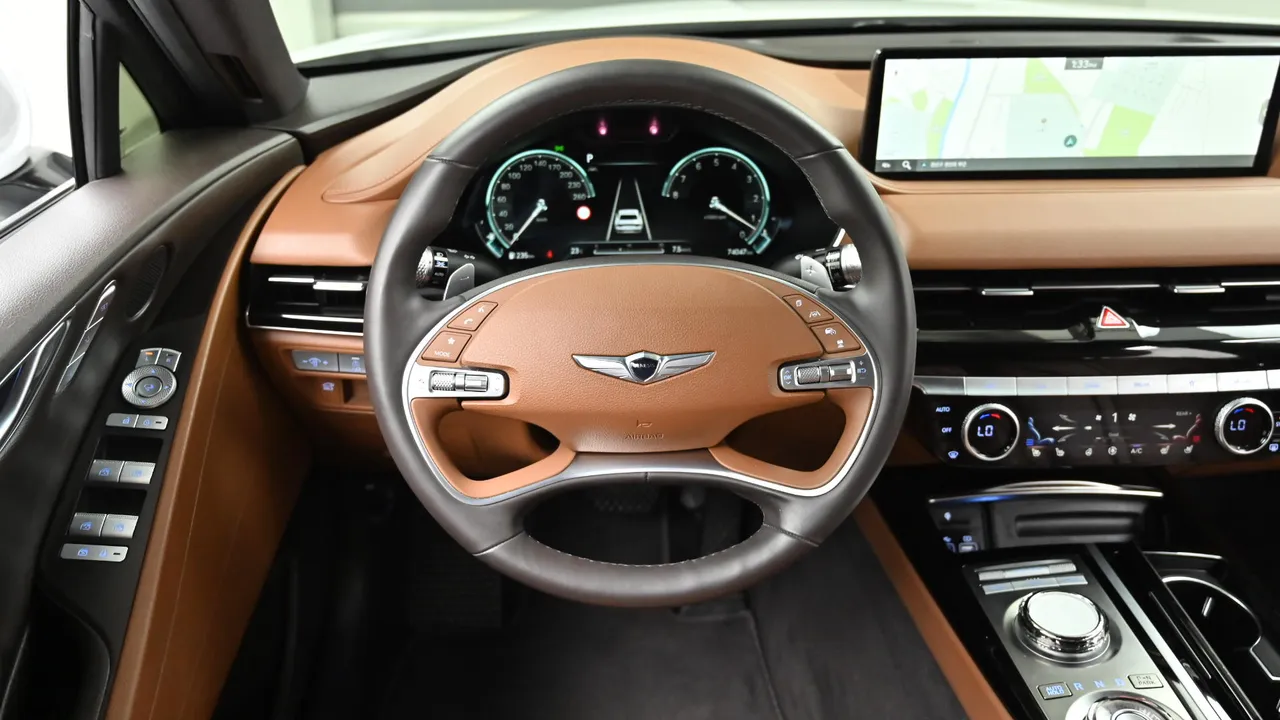 Genesis G80 — miniaturë 13