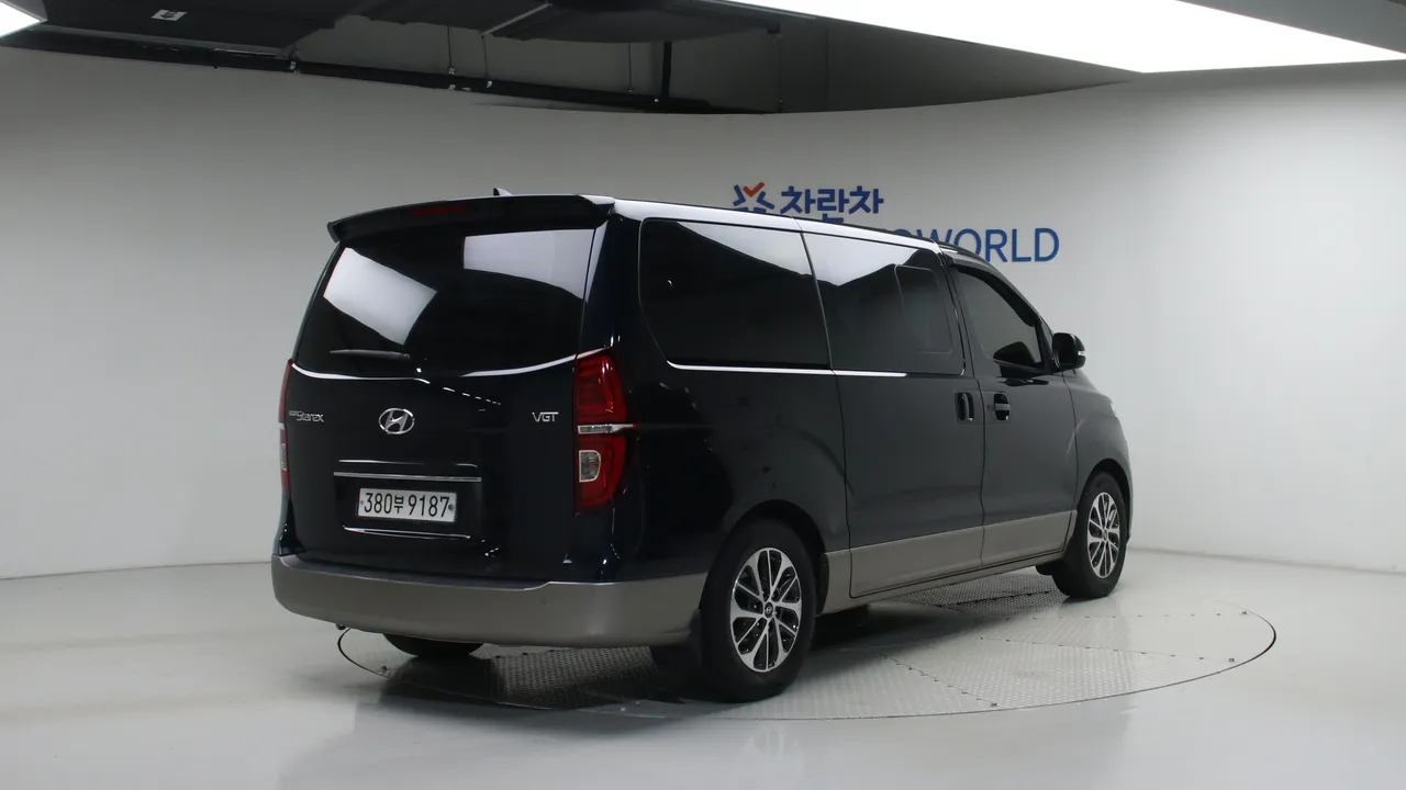 Hyundai Starex — miniaturë 2