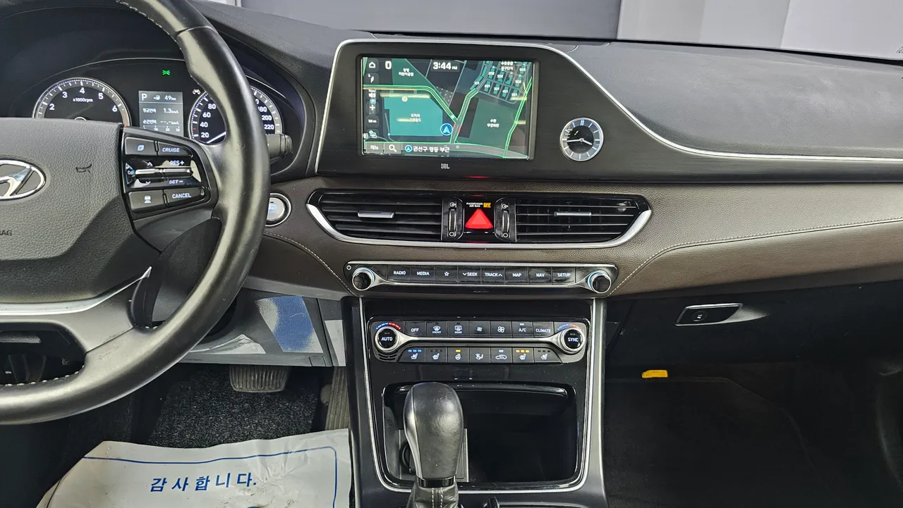 Hyundai Grandeur — miniaturë 14