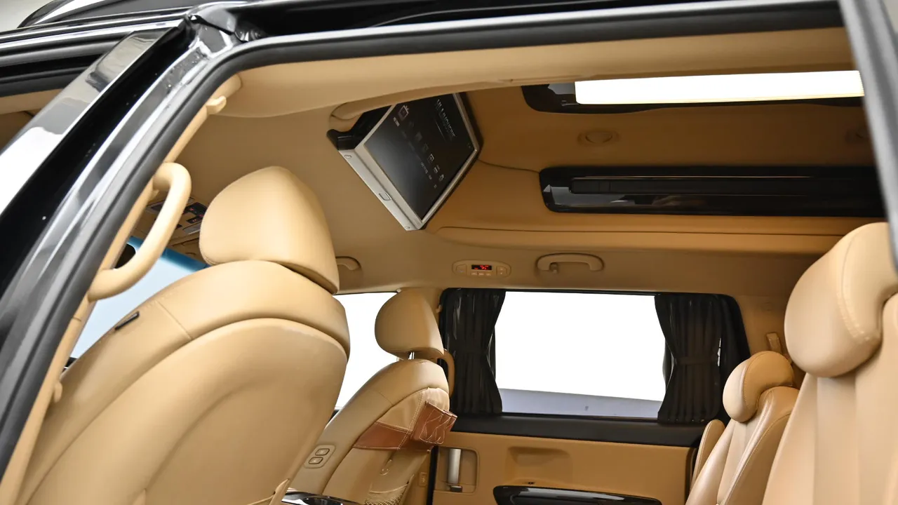 Kia Carnival — miniaturë 18