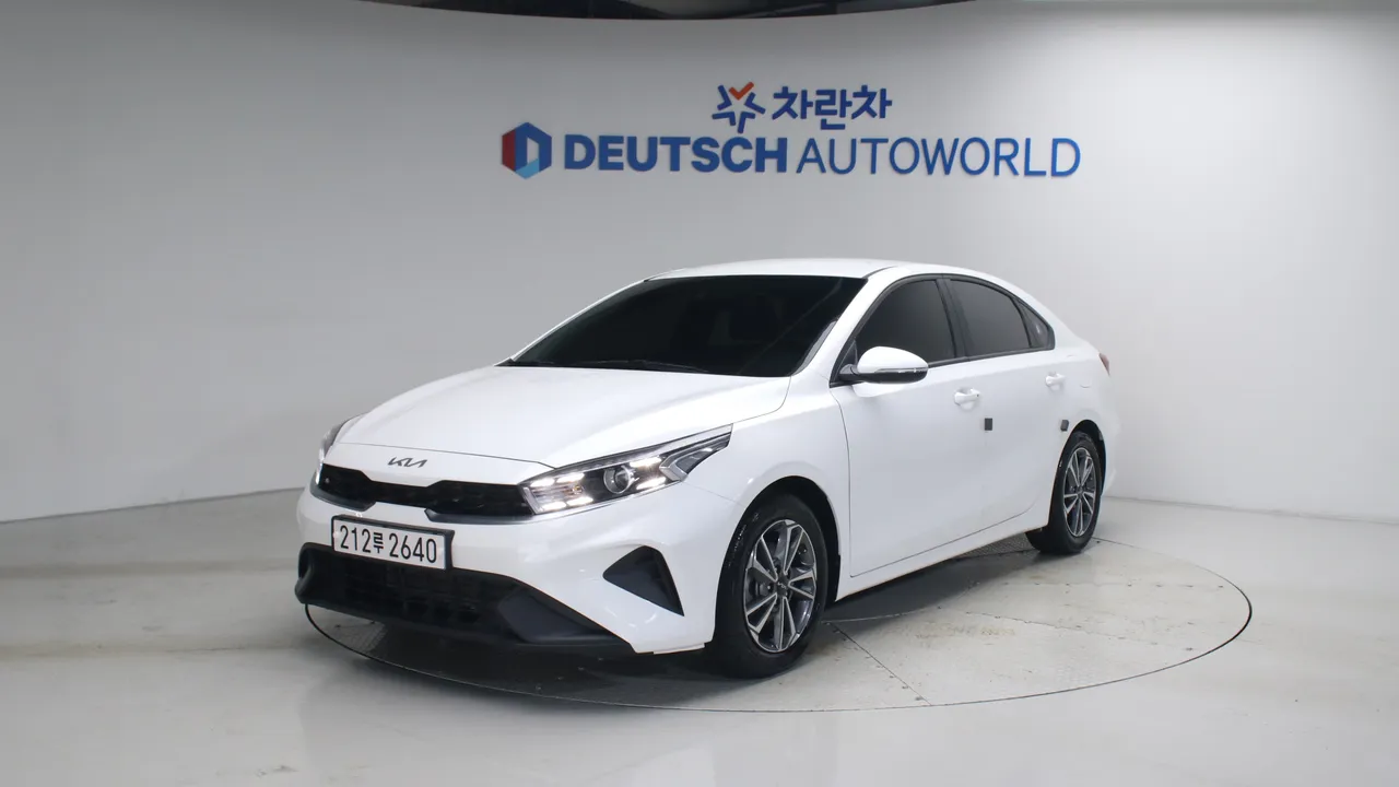 Kia K3 1.6 프레스티지 — foto 1