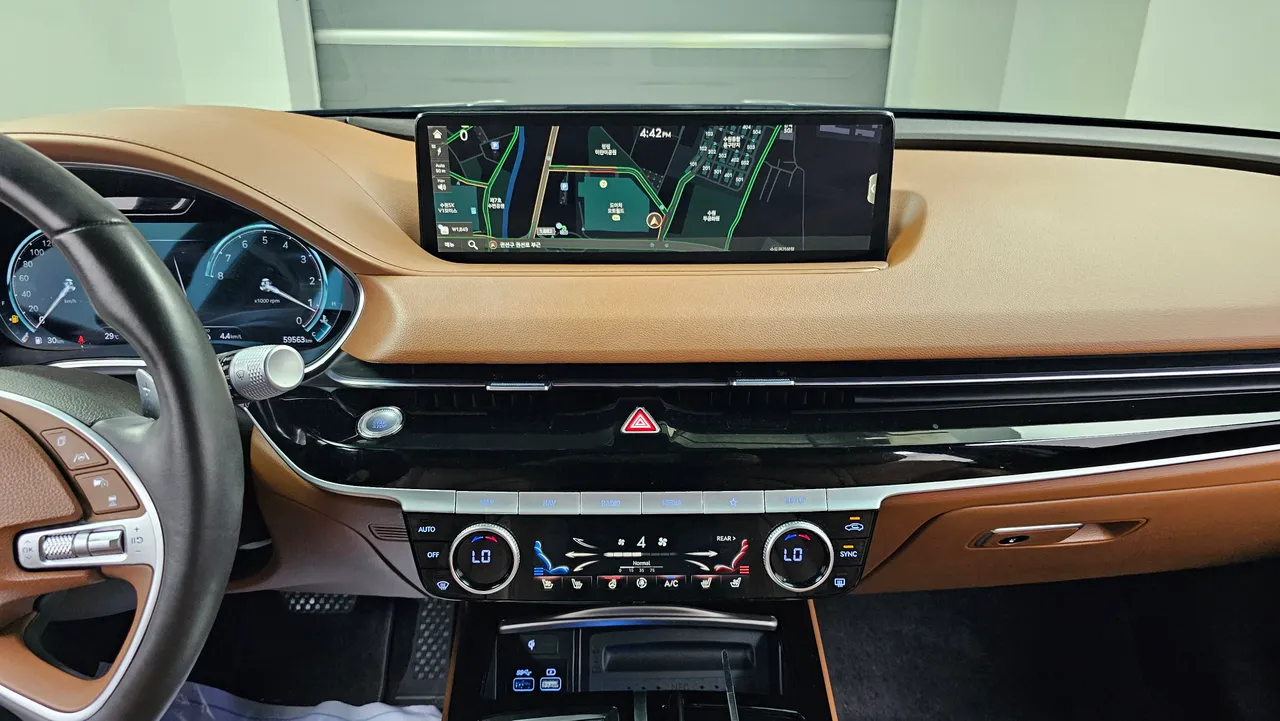 Genesis G80 — miniaturë 14