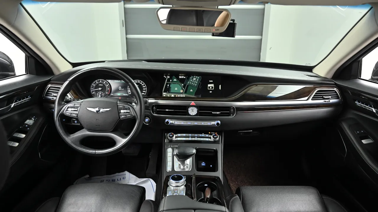 Genesis G90 — miniaturë 7