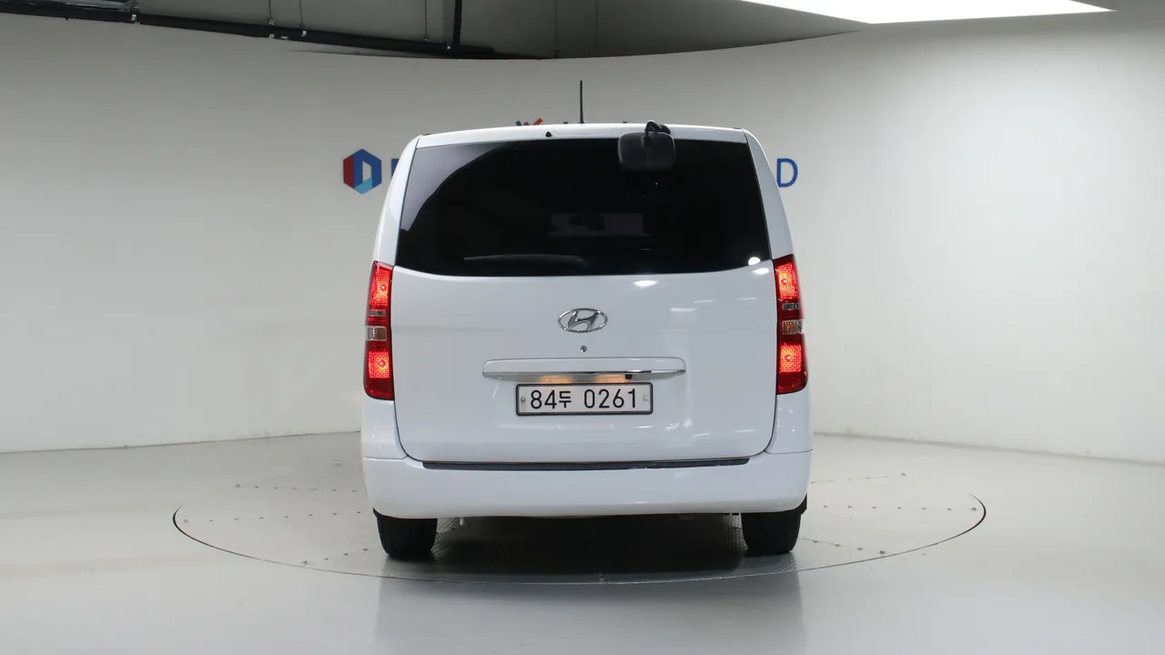 Hyundai Starex — miniaturë 4