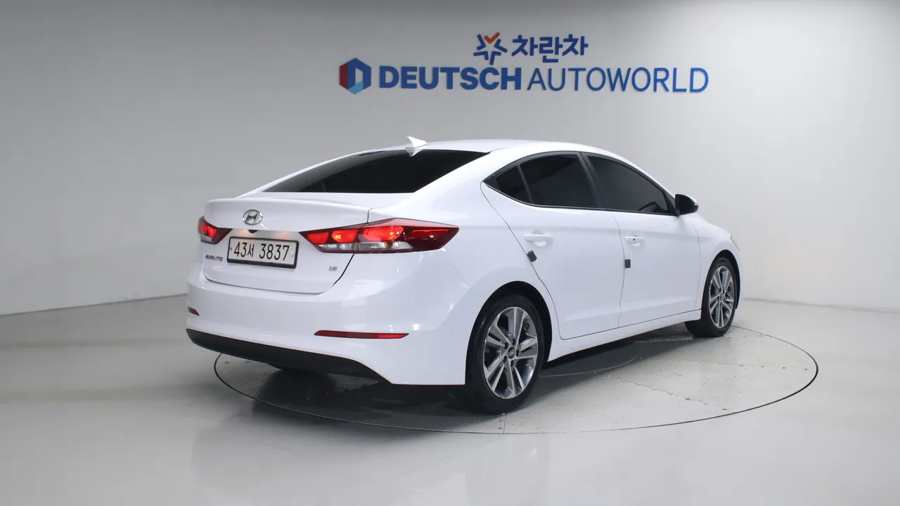 Hyundai Avante — miniaturë 2