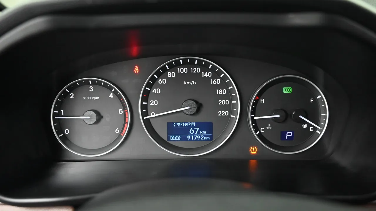 Hyundai Starex — miniaturë 8
