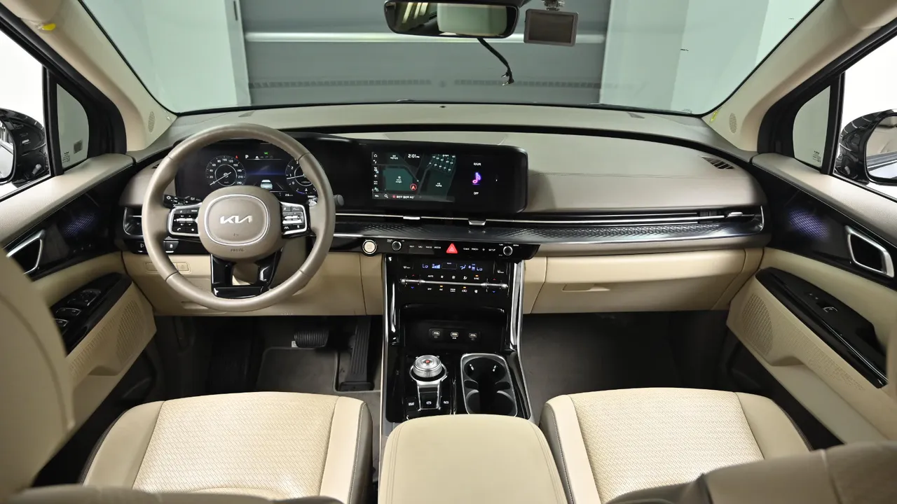 Kia Carnival — miniaturë 7