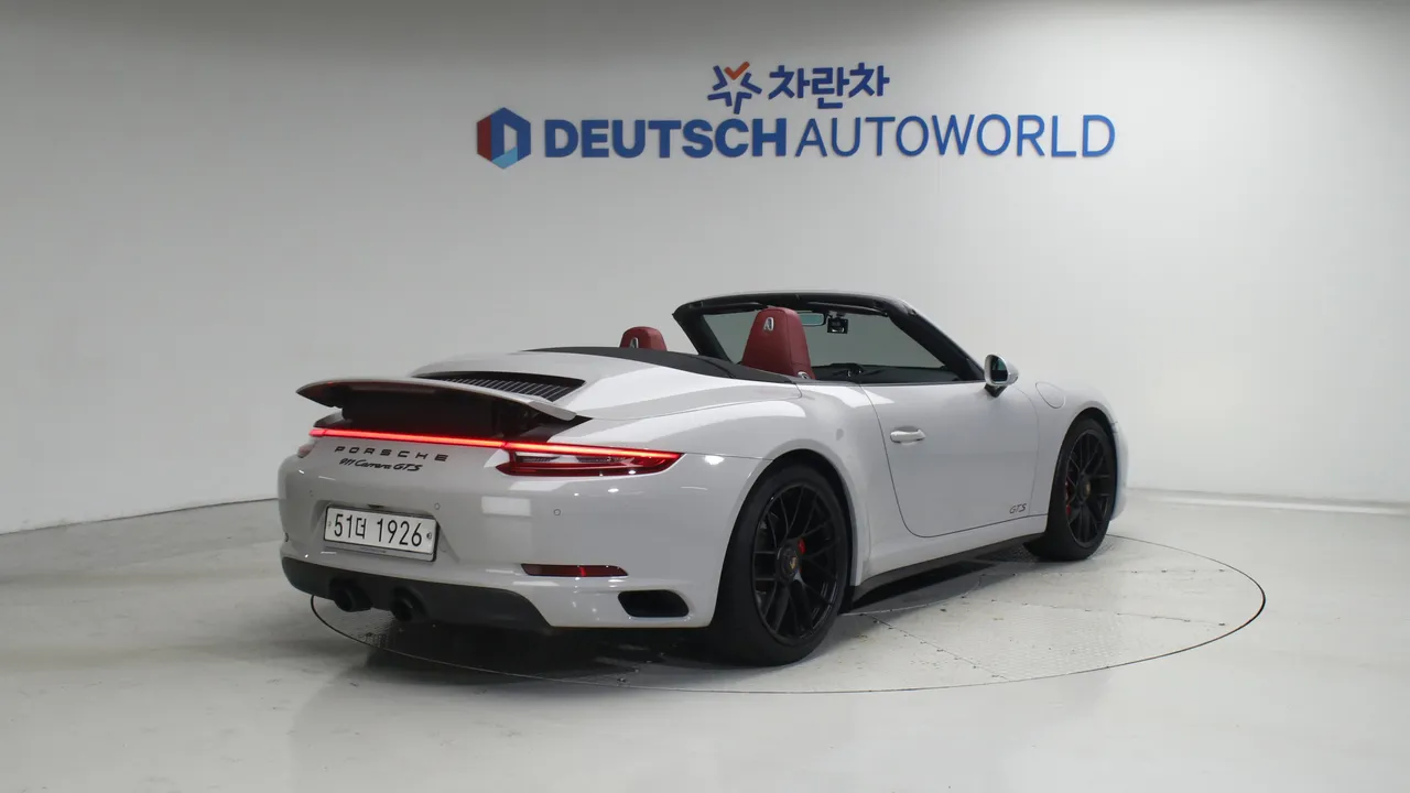 Porsche 911 — miniaturë 2