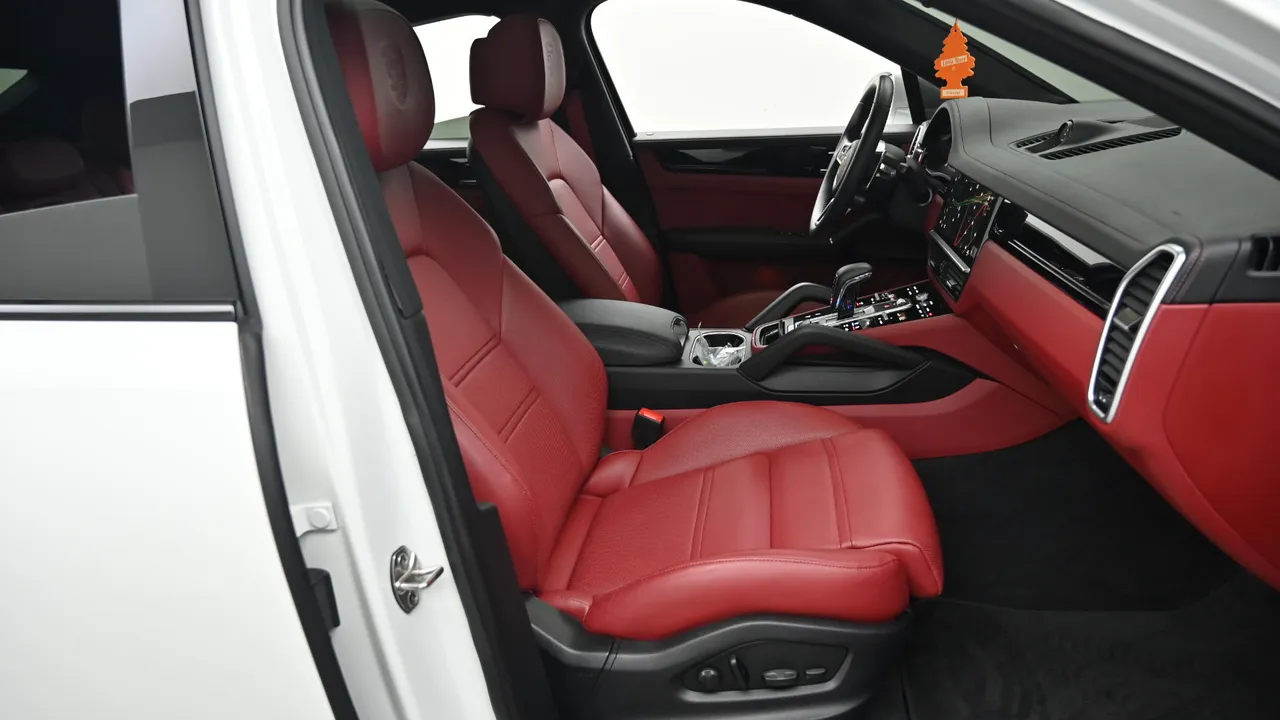 Porsche Cayenne — miniaturë 10