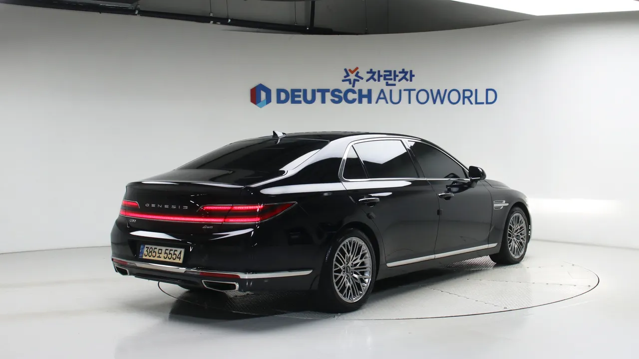 Genesis G90 — miniaturë 2