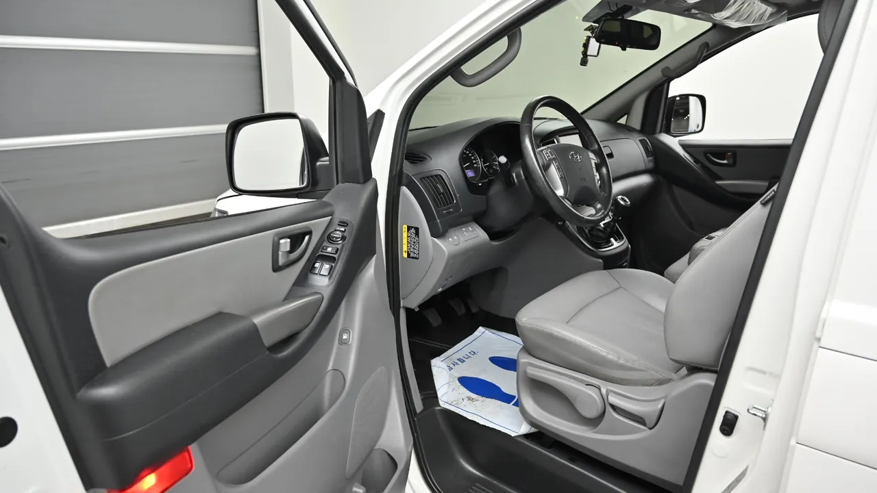 Hyundai Starex — miniaturë 11