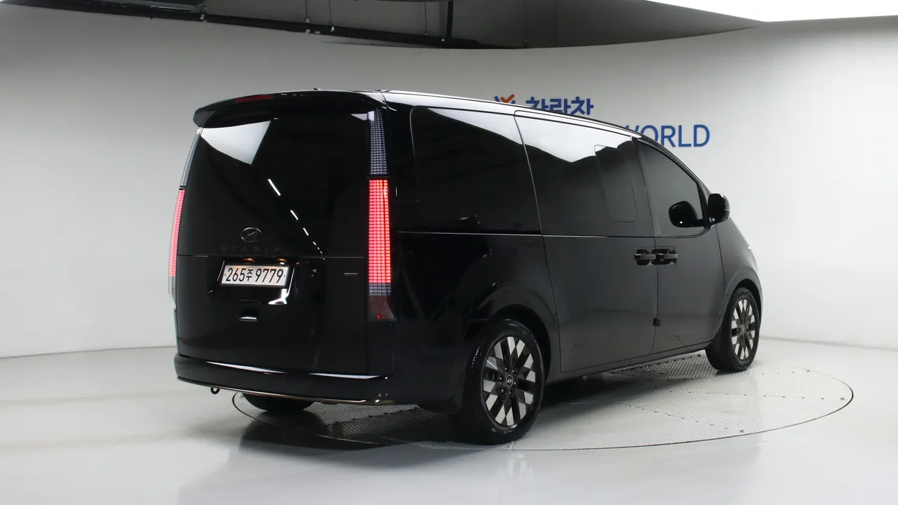 Hyundai Staria — miniaturë 2