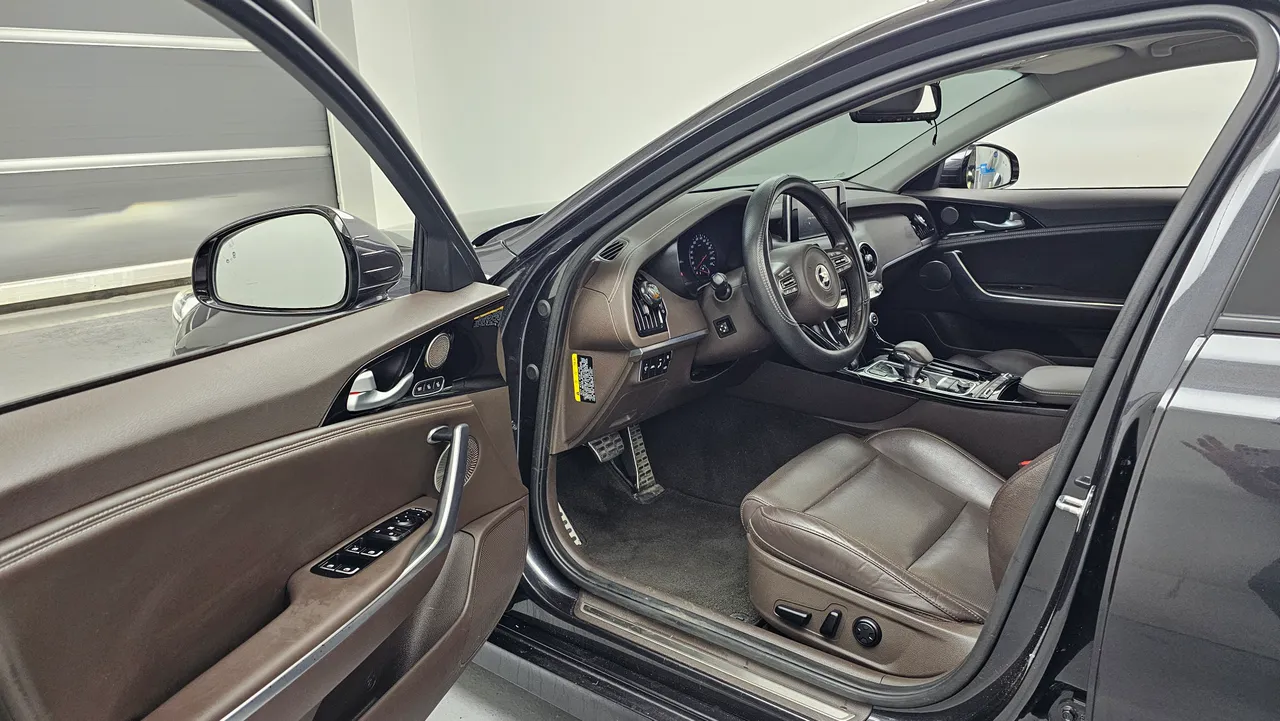 Kia Stinger — miniaturë 11