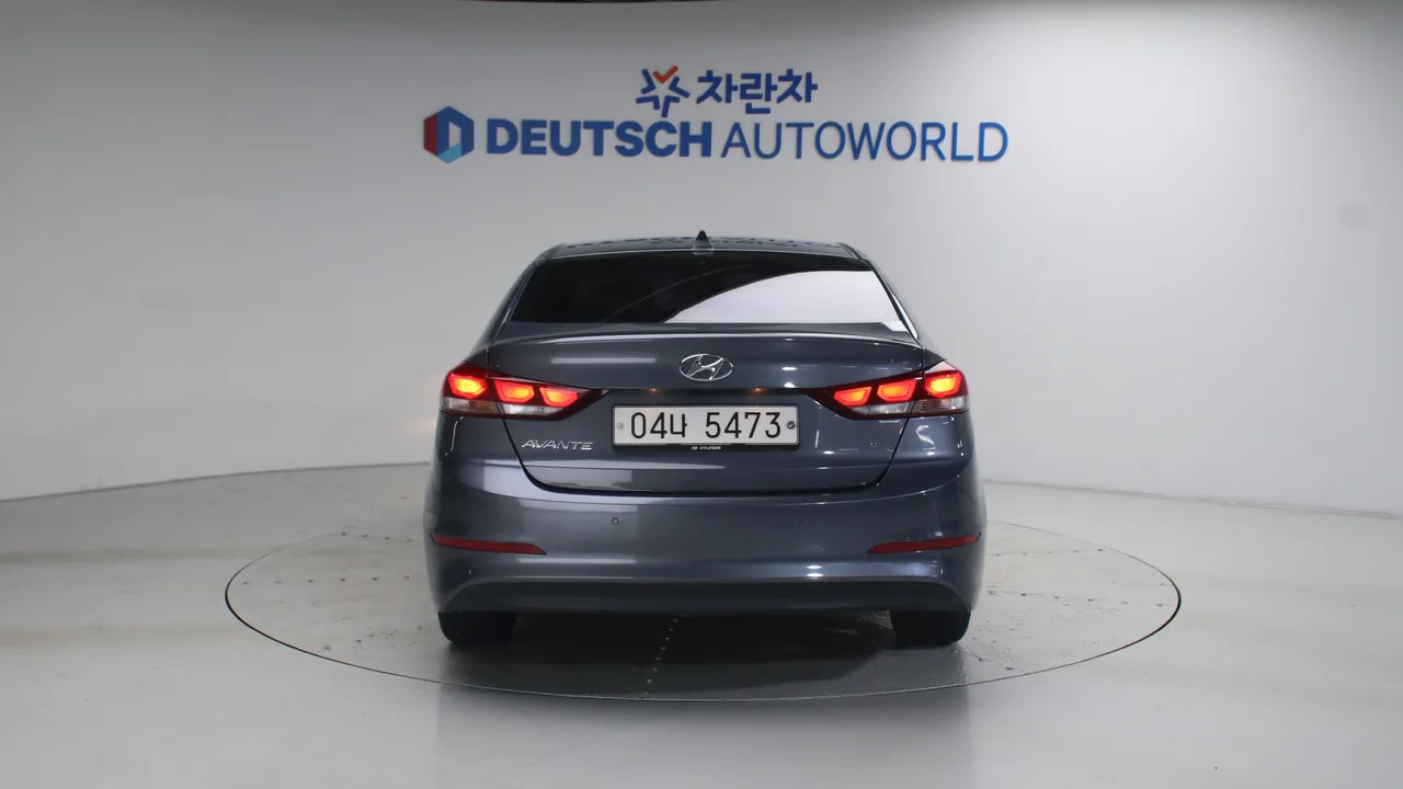 Hyundai Avante — miniaturë 4