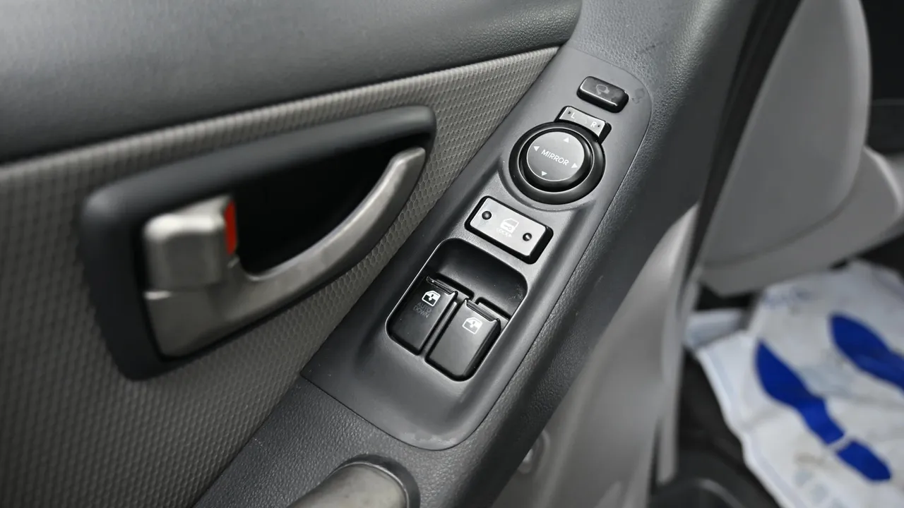 Hyundai Starex — miniaturë 18