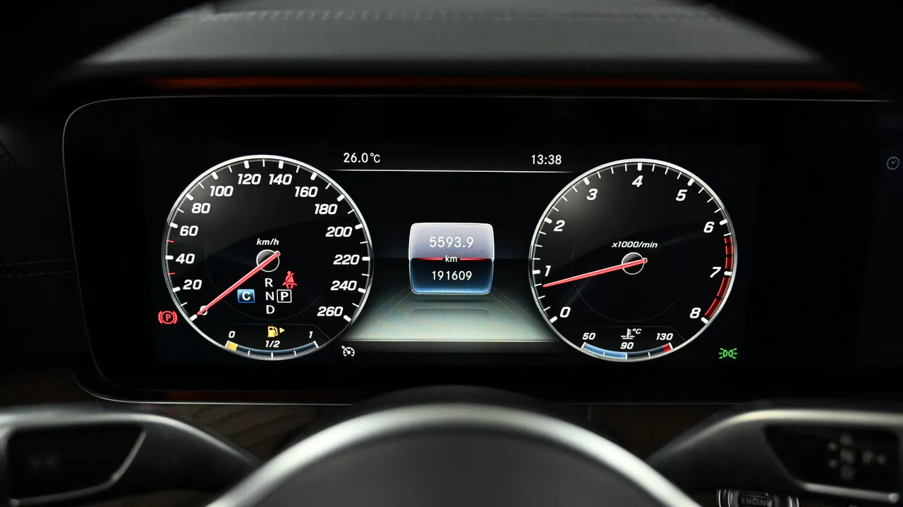 Mercedes-Benz E-klasse — miniaturë 8