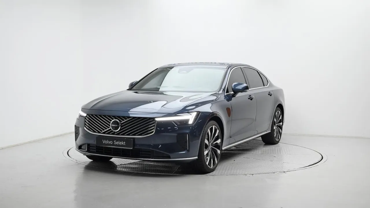 Volvo S90 B5 울트라 브라이트 — foto 1