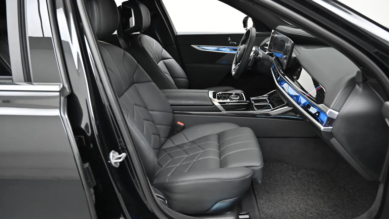 BMW 7er — miniaturë 10