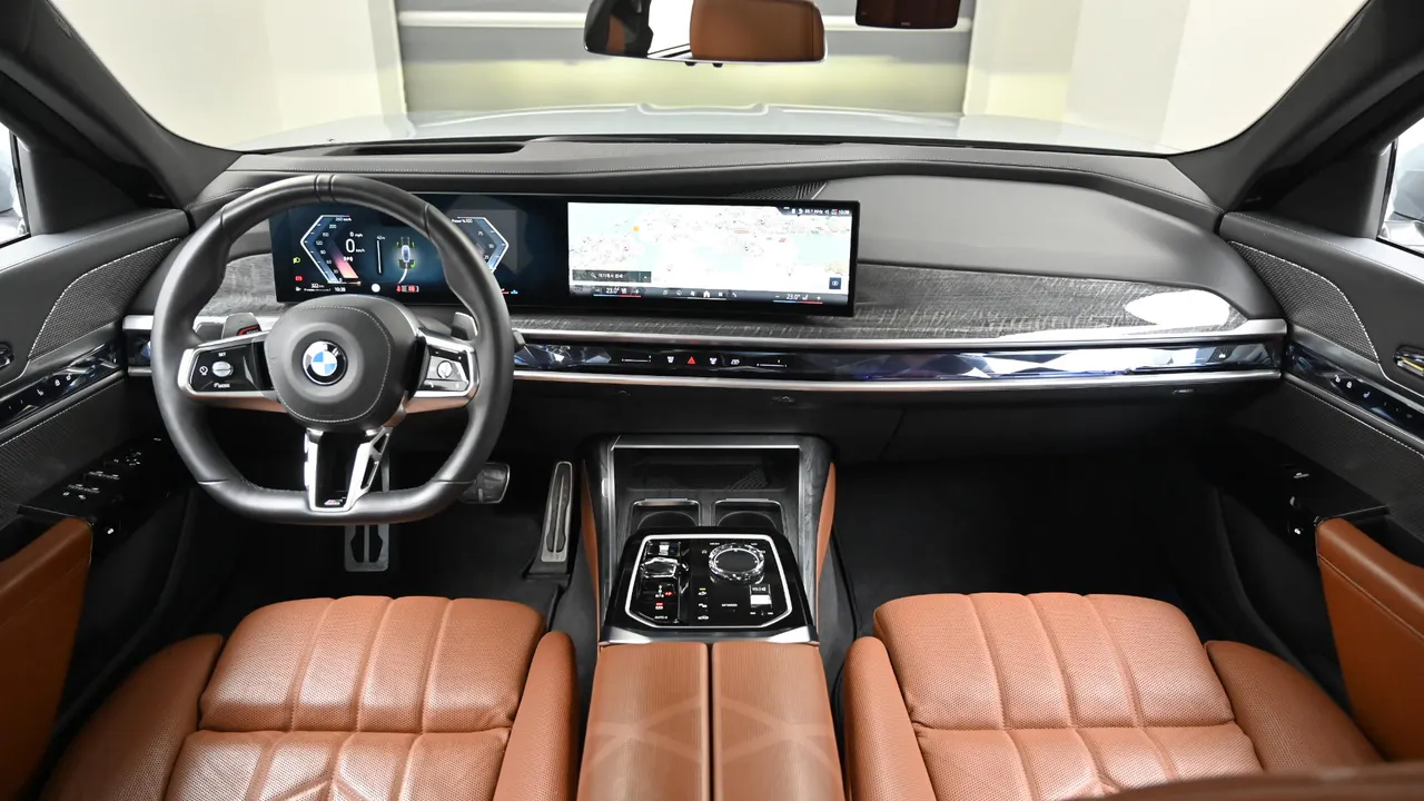 BMW 7er — miniaturë 23