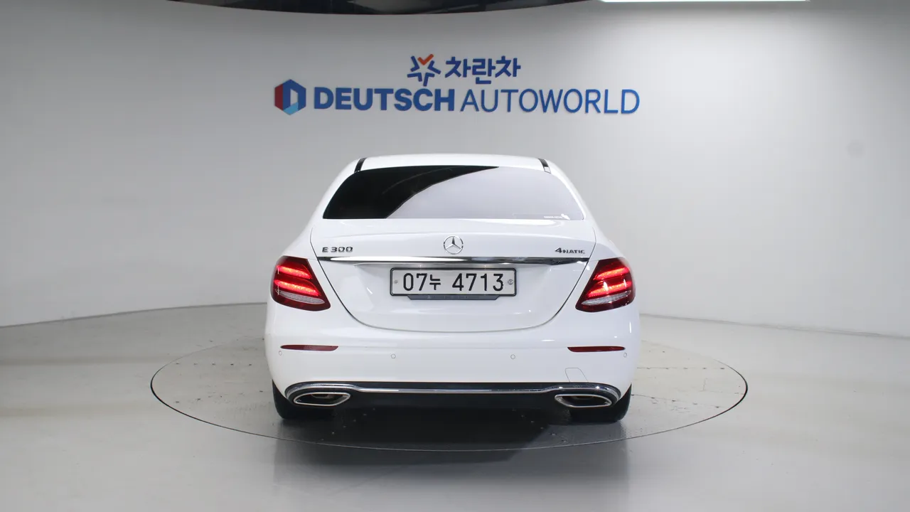 Mercedes-Benz E-klasse — miniaturë 4