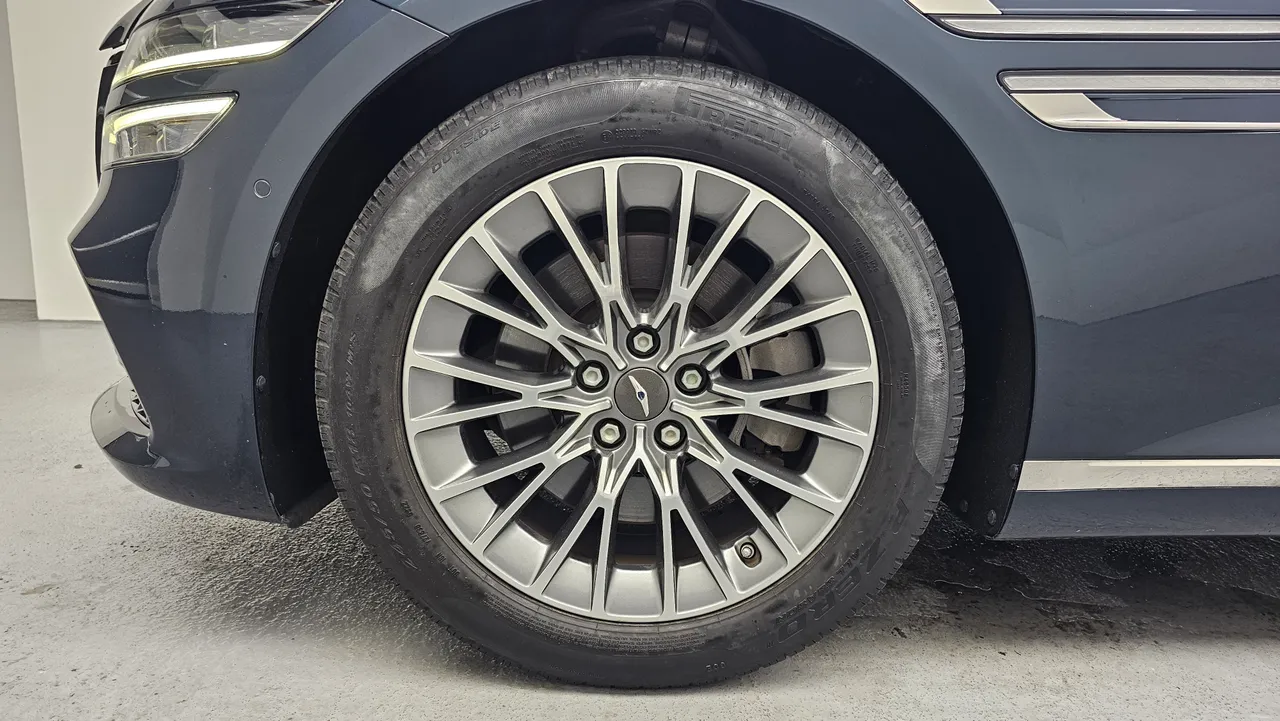 Genesis G80 — miniaturë 5