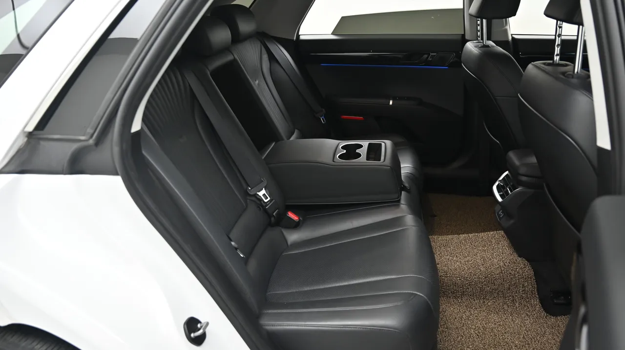 Hyundai Grandeur — miniaturë 12