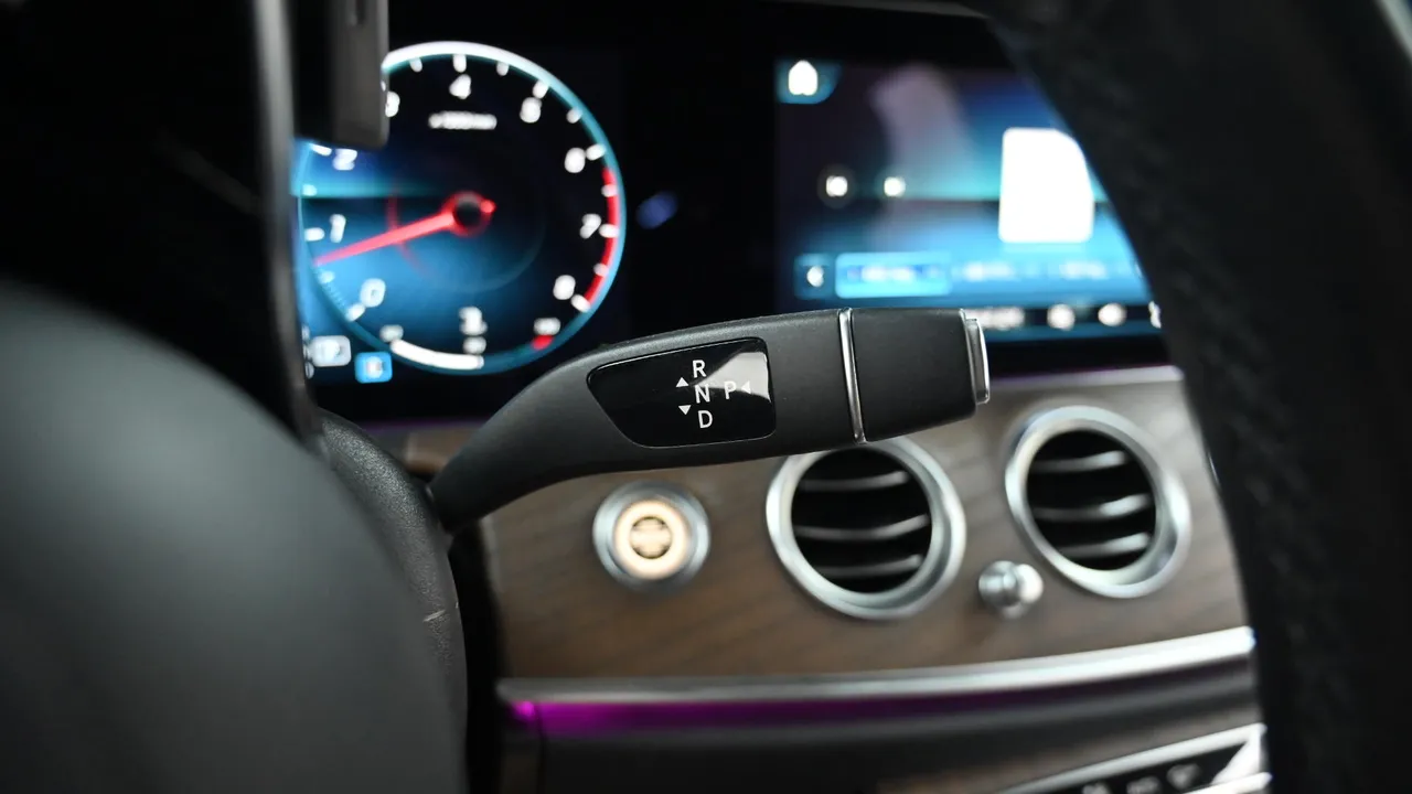 Mercedes-Benz E-klasse — miniaturë 9