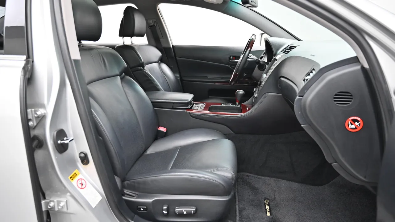Lexus GS 3rd Generation 300 No Detailed Rating