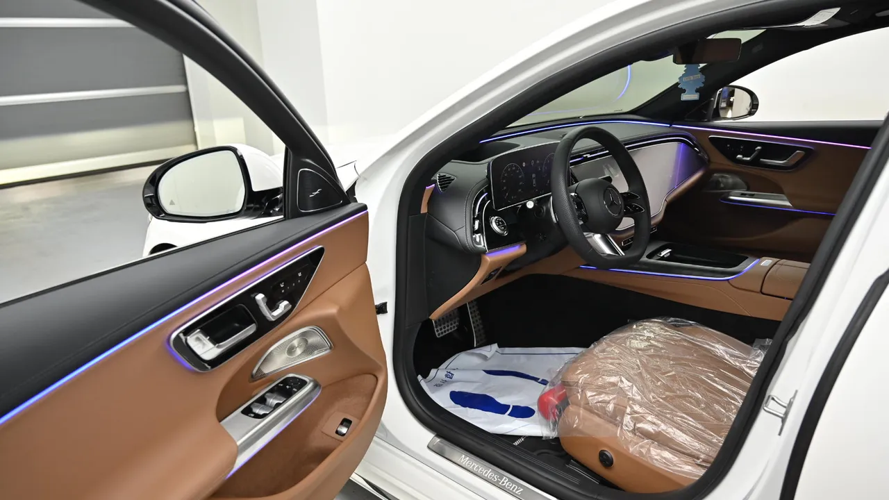 Mercedes-Benz E-klasse — miniaturë 11