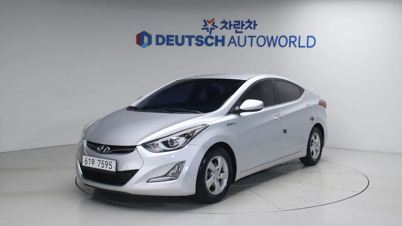 Hyundai Avante 1.6 VGT 스마트 기본형 — foto 1