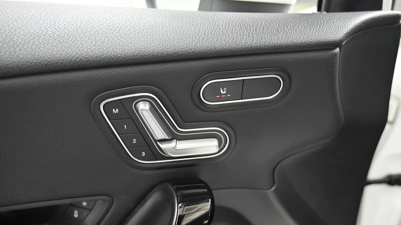 Mercedes-Benz CLA-klasse — miniaturë 17