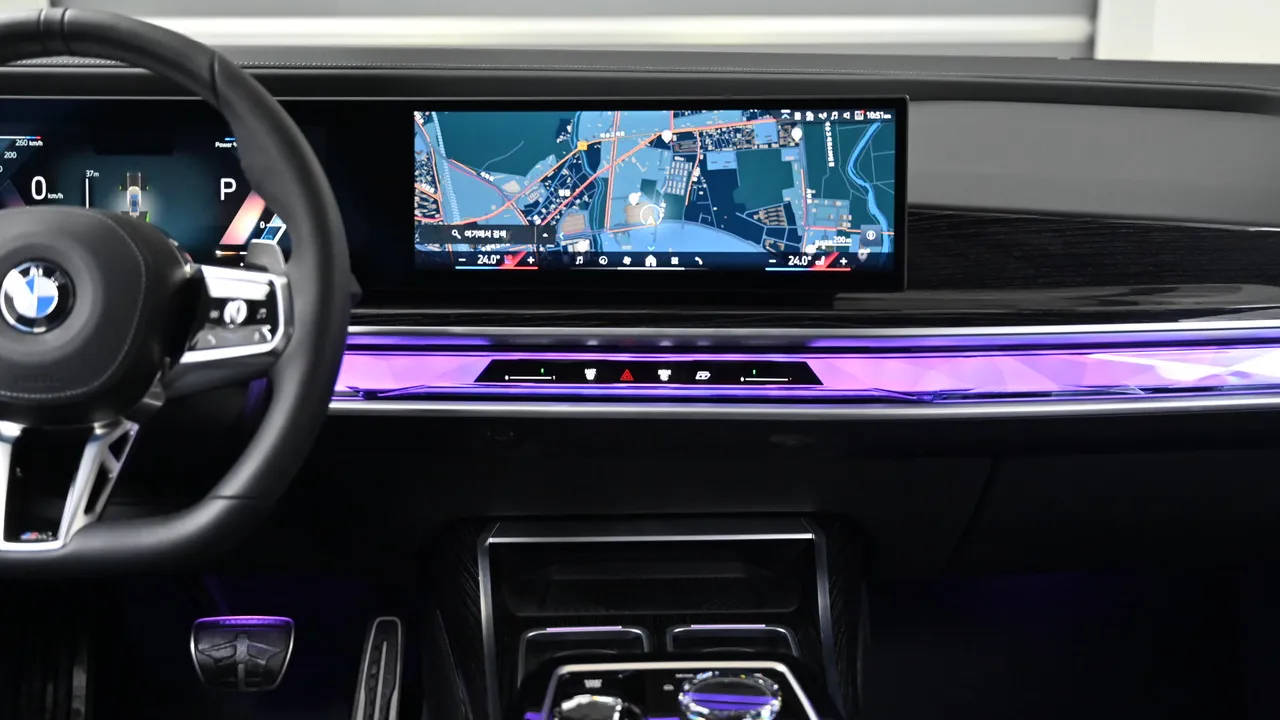 BMW 7er — miniaturë 23