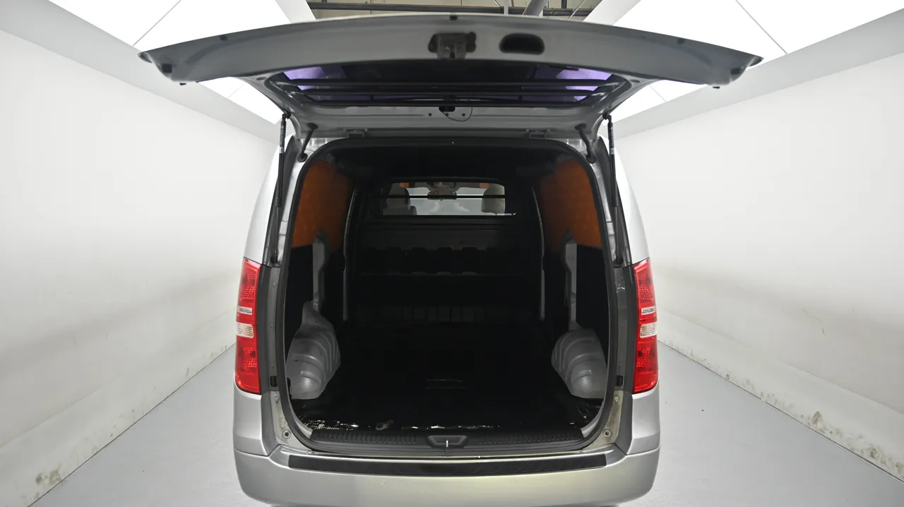 Hyundai Starex — miniaturë 19