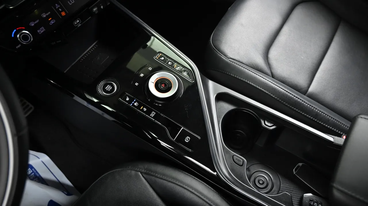 Kia Niro — miniaturë 9