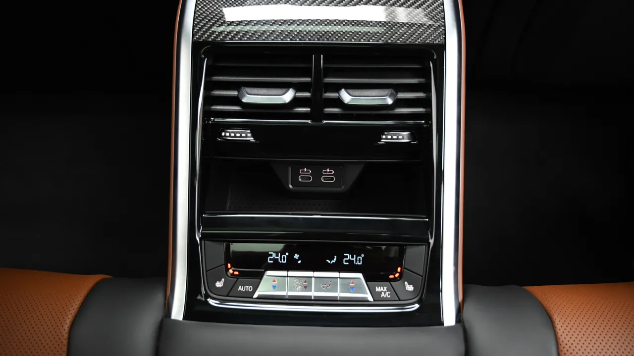 BMW 8er — miniaturë 25