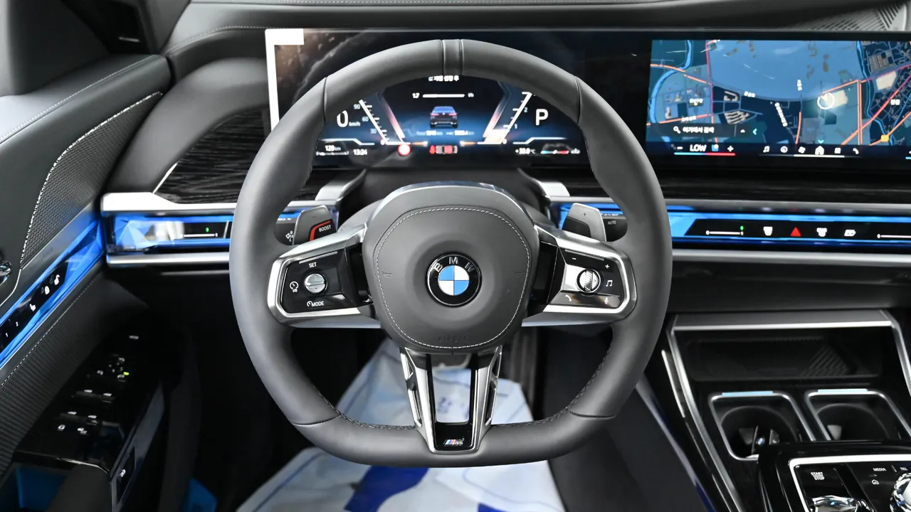 BMW 7er — miniaturë 13