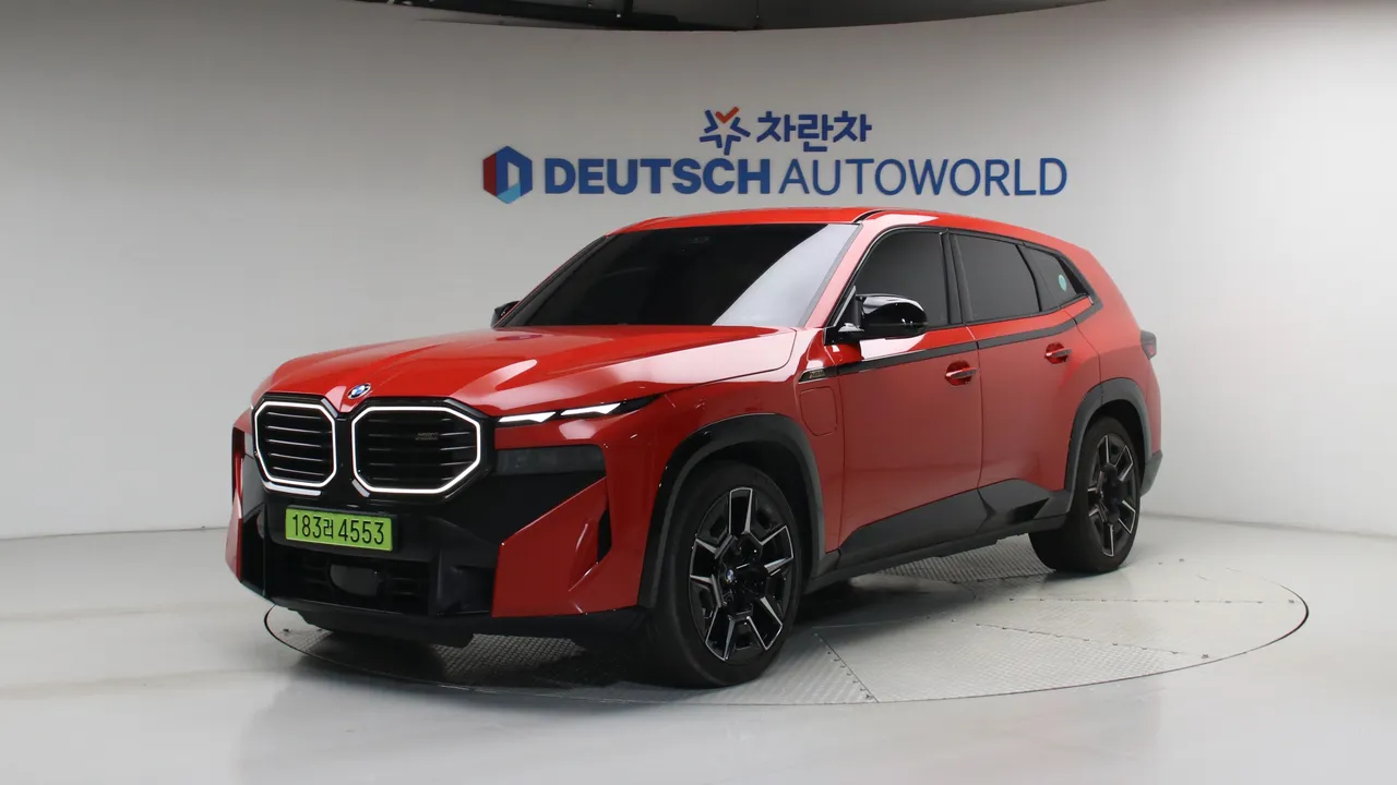 BMW XM 4.4 PHEV — foto 1