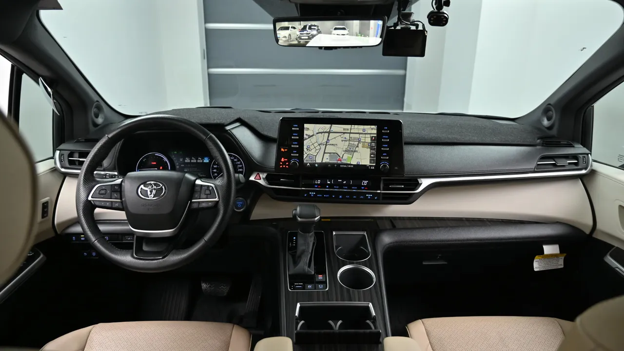 Toyota Sienna — miniaturë 7