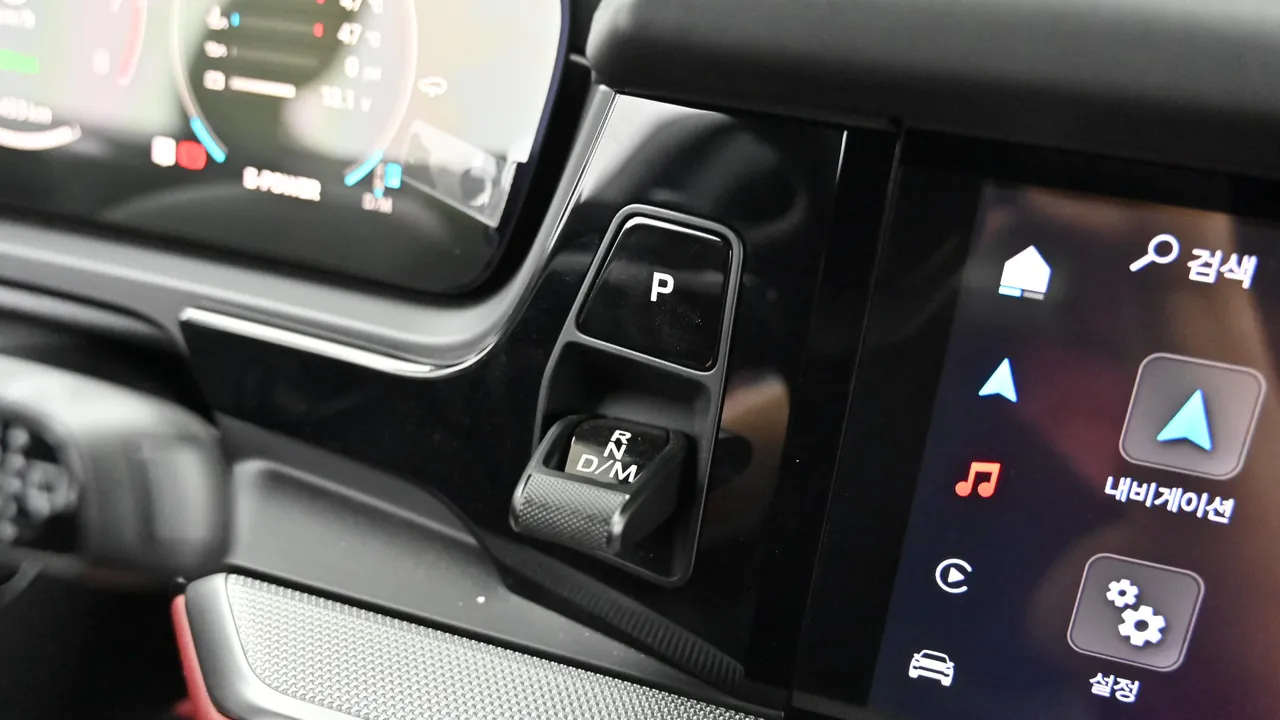Porsche Cayenne — miniaturë 9