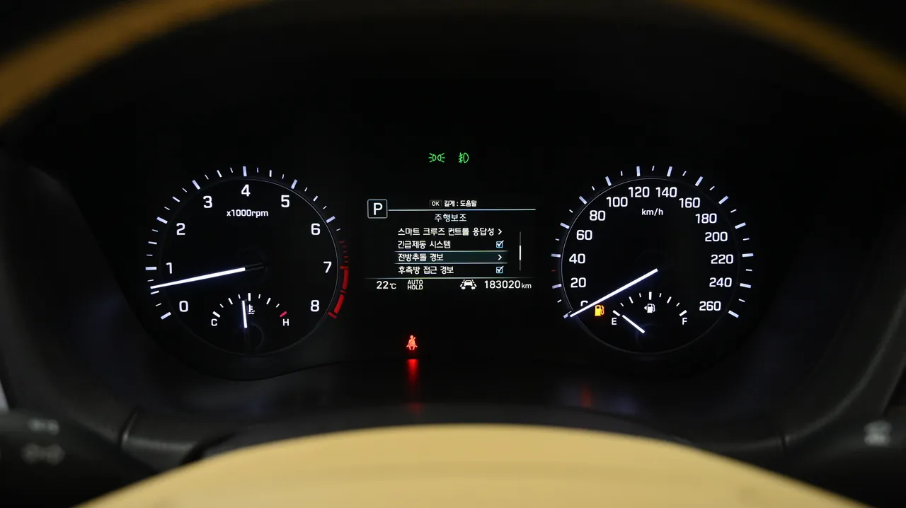 Genesis G80 — miniaturë 8